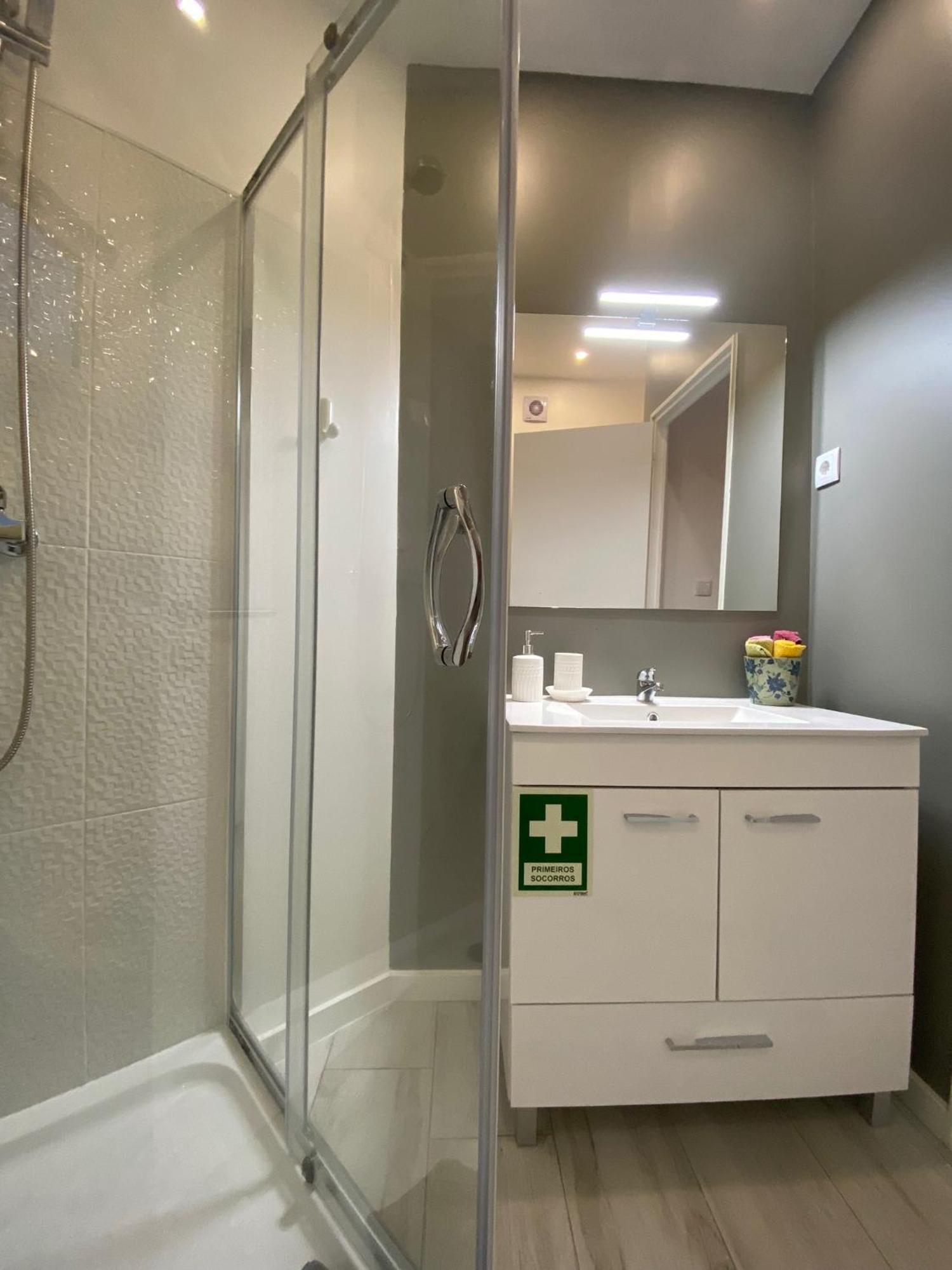 Urban 44 Guest House ポンタ・デルガダ エクステリア 写真